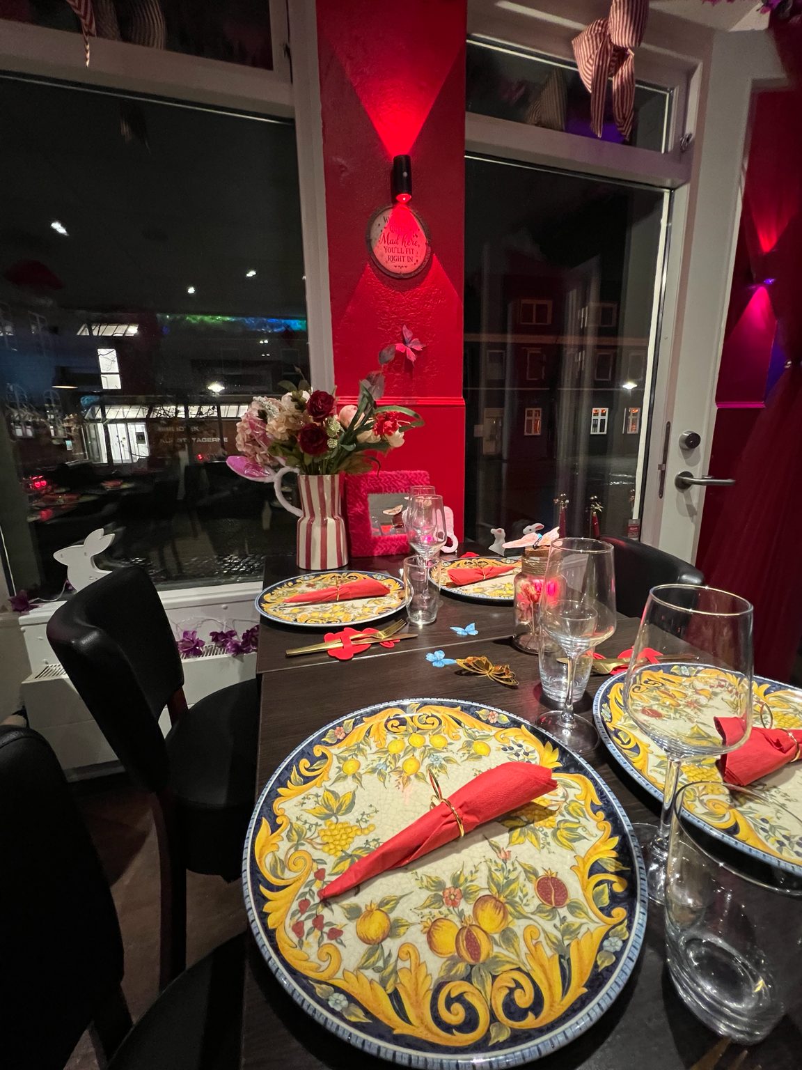Dækket bord hos White Rabbit